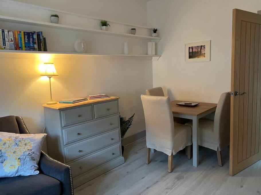 Вилла Idyllic Rural Retreat - Stunning 2 Bed Annex. Wood Norton Экстерьер фото