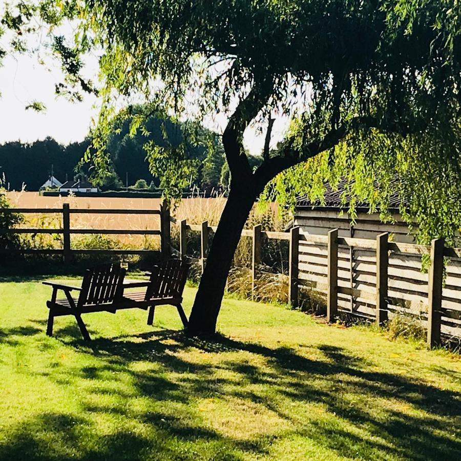 Вилла Idyllic Rural Retreat - Stunning 2 Bed Annex. Wood Norton Экстерьер фото